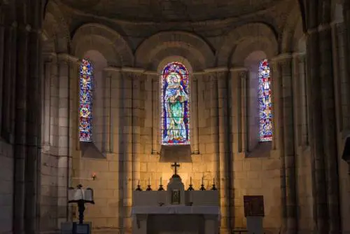 Chiesa, ora le donne vogliono rompere il monopolio maschile