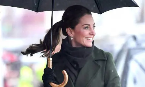 Kate Middleton insieme alla regina Elisabetta dopo sette anni