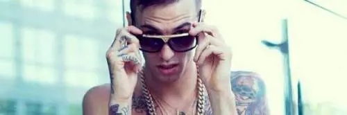 Eliminati tutti i post su Instagram, Achille Lauro spiazza i fan