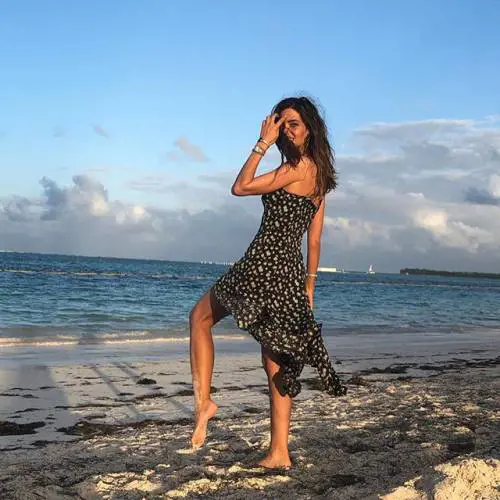 La moglie di Casillas operata per un tumore