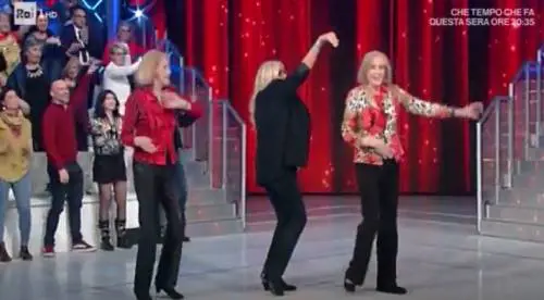 Gemelle Kessler sempre in forma: che "Da-da-un-pa" dalla Venier