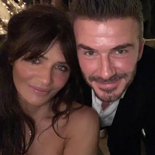 Helena Christense posa hot su Instagram per un sexy book fotografico d'autore e pubblica un suo scatto con David Beckham
