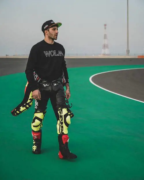Iannone, lo sfogo social dopo Belen: “Non mi interessa”