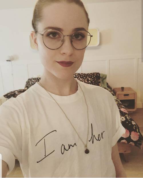 Evan Rachel Wood mostra le cicatrici autoinflitte