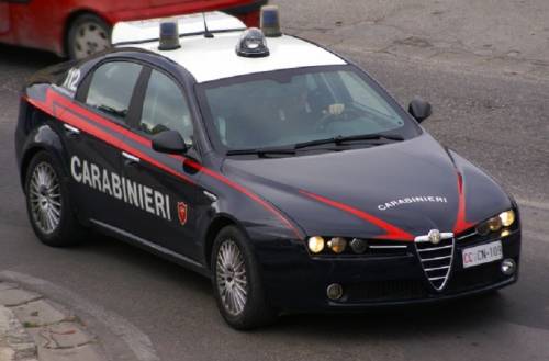 Fuggono all'alt dei carabinieri: presi due albanesi con la droga