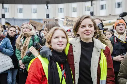 Luisa, Kyra e le piccole "pasionarie". Le adolescenti alla sfida per il clima