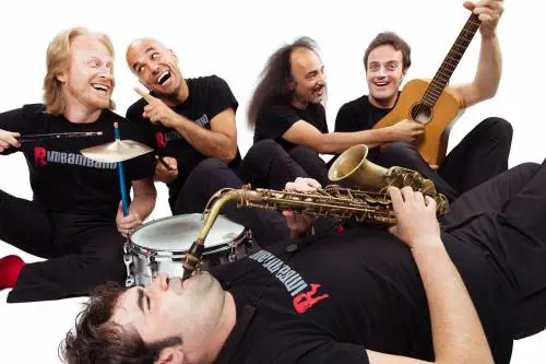 Il "manicomic" alla barese butta in farsa piccole follie