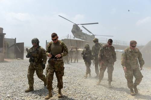 Ora gli Usa minacciano l'Iran: "Pronti 120mila soldati in Medio Oriente"