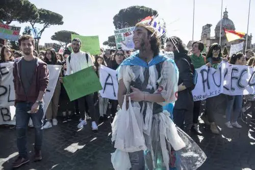 Se vivete bene ringraziate le generazioni che accusate