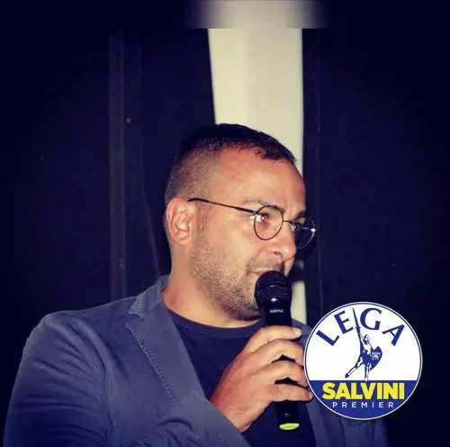 Gioia del Colle, il leghista: "Controllare le abitazioni di alcune razze". Ed è polemica
