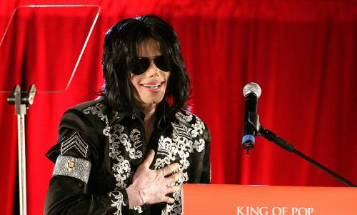 Michael Jackson amava le donne: il bodyguard lo difende