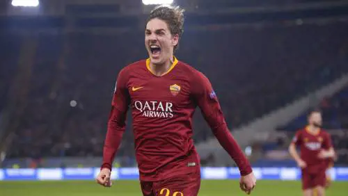 Zaniolo-Juve, la mamma frena: "Rimane alla Roma"