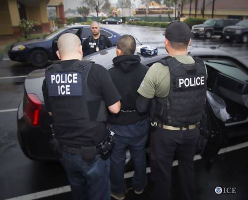 Corte suprema Usa: "Incarcerare immigrati per un tempo indefinito è legittimo"