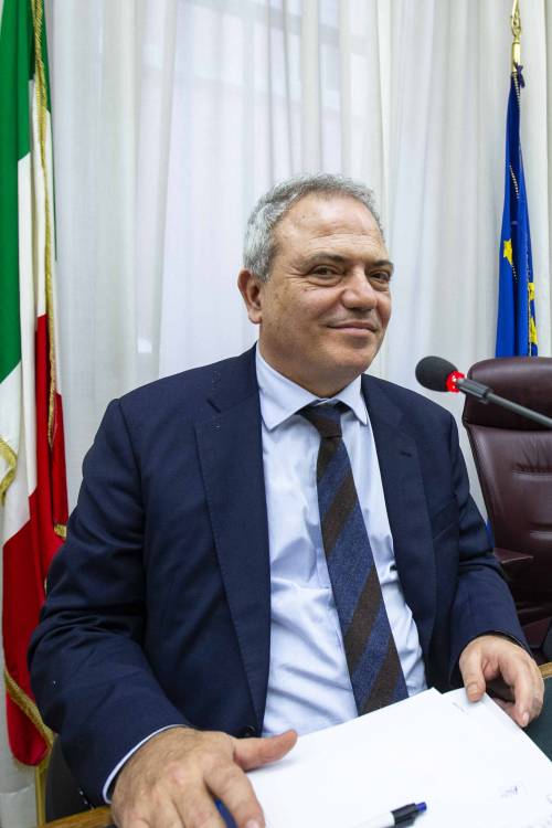 La denuncia di Forza Italia: "Così il Tg grillino censura i 'No' al referendum"