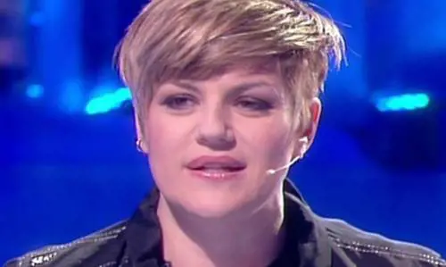 Manuela Villa: "Anoressica perché il mondo della tv non accettava il mio corpo"