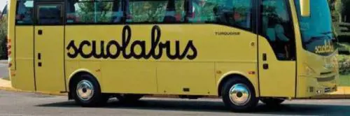 Lecce, bambino chiuso nello scuolabus per cinque ore