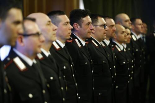 "Nostro compito salvare le vite" Premiati gli 11 carabinieri eroi
