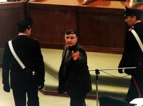 Mafia, confiscati beni del patrimonio occulto degli eredi di Riina