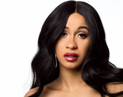 Cardi B dichiara guerra agli haters