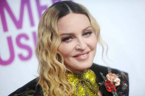 Madonna lancia un nuovo album