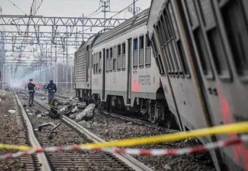 Zagarolo, treno merci deraglia, chiusa la linea ferroviaria Roma-Cassino