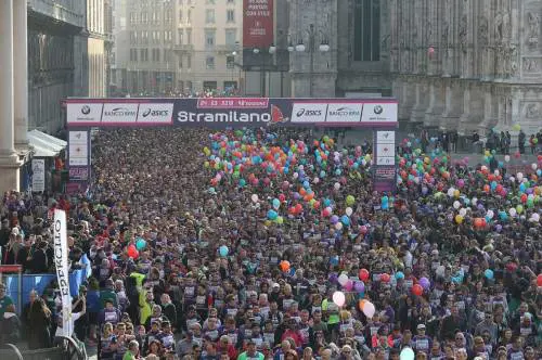 Si accascia Runner salvato da medici maratoneti