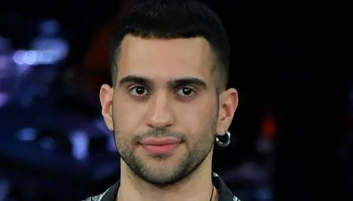 Mahmood non sta bene. E i fan si preoccupano per la sua esibizione