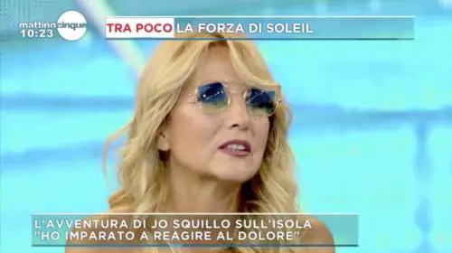 Jo Squillo: "L'Isola mi ha fatto accettare il dolore per la perdita dei genitori"