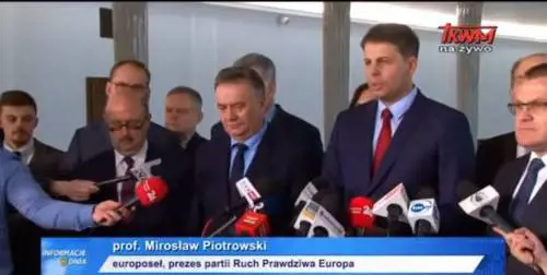 Polonia, nasce il braccio politico dei cattolici di Radio Maryja