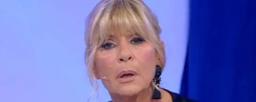Uomini e Donne, Gemma rifiutata da Stefano scoppia a piangere