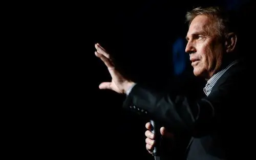Kevin Costner a Madrid per la premiere di Highwaymen