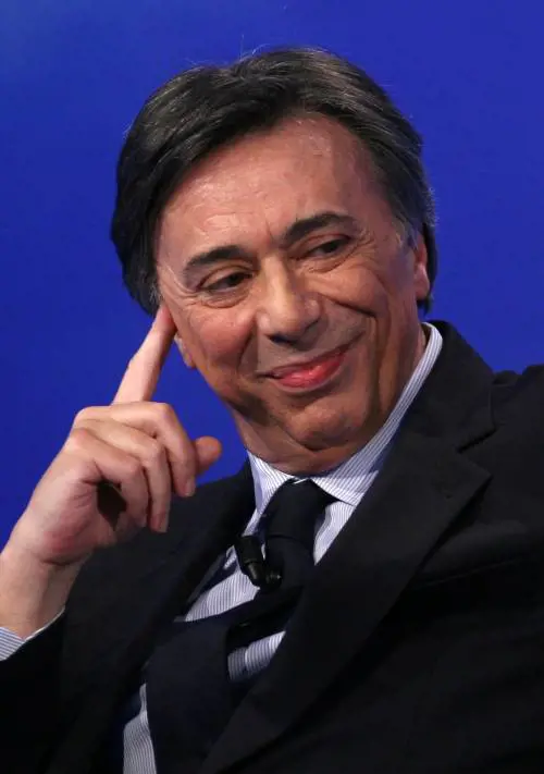 Carlo Freccero difende Realiti: "Mette in scena l'Italia del selfie"