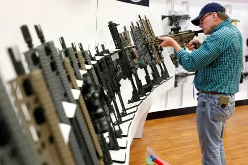 Australia, spunta il legame tra la lobby delle armi e l'estrema destra