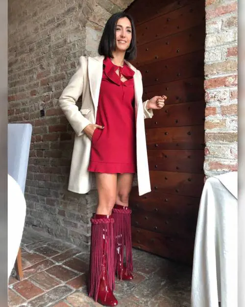 Gli stivali della Balivo dividono i follower su Instagram