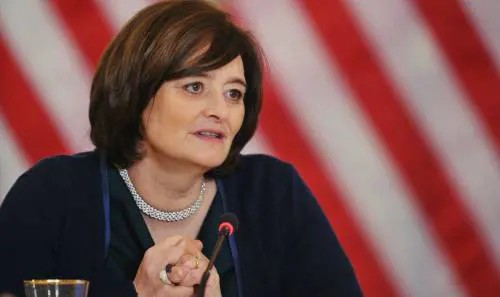 Cherie Blair sulle donne africane: "Per molte di loro la prima esperienza sessuale è lo stupro"