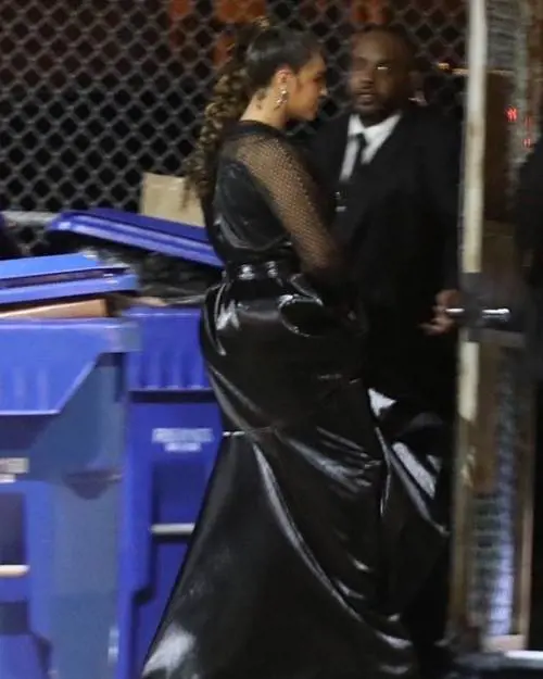 Beyoncé sotto accusa: "Ti sei vestita con un sacco dell'immondizia"
