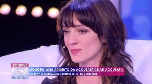 Asia Argento in lacrime: "Dopo la morte del mio compagno non riesco ad avere relazioni"