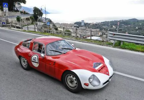 Milano-Sanremo, tocca ai bolidi d'epoca