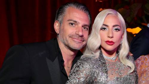 "Geloso e possessivo". Ecco perché Lady Gaga ha rotto con il fidanzato