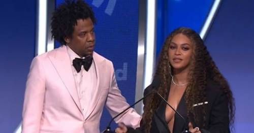 "Dedico questo premio a mio zio morto di HIV": Beyoncé si commuove ai GLAAD Media Awards 