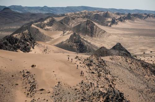 Tre milanesi sfidano il Sahara nella Maratona delle sabbie