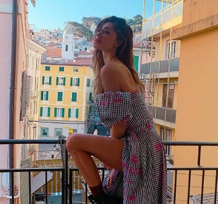 De Martino e Belen Rodriguez avvistati insieme a Napoli