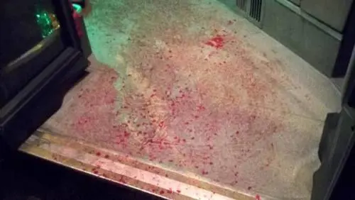 Accoltellati per un debito di 30 euro: fermato un 16enne