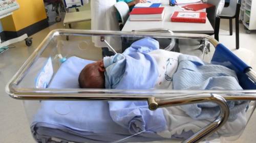 Nuoro, neonato muore in ambulatorio pediatrico: ipotesi arresto cardiaco