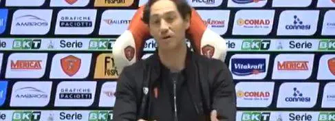 Nesta si commuove in conferenza stampa: "La famiglia per me è tutto"