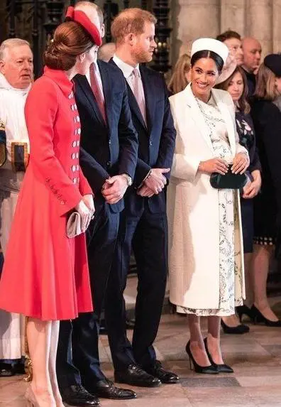 William e Kate partono per le vacanze. Non ci saranno alla nascita del royal baby?