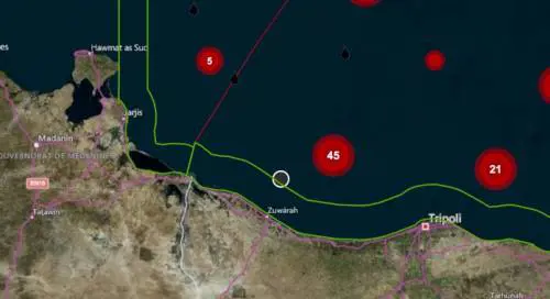 Un barcone fantasma alla deriva: "Spariti 50 migranti"
