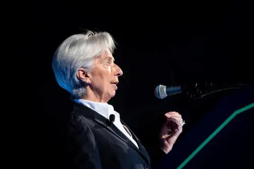 Default greco e paradisi fiscali: ecco chi è (davvero) la Lagarde