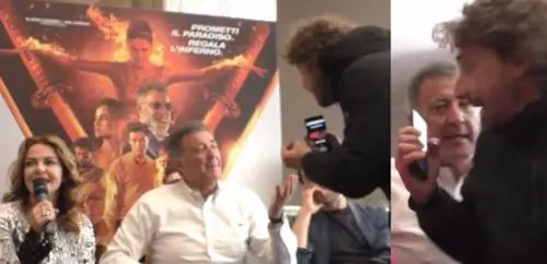 Luca Barbareschi furibondo caccia via l'inviato de Le Iene