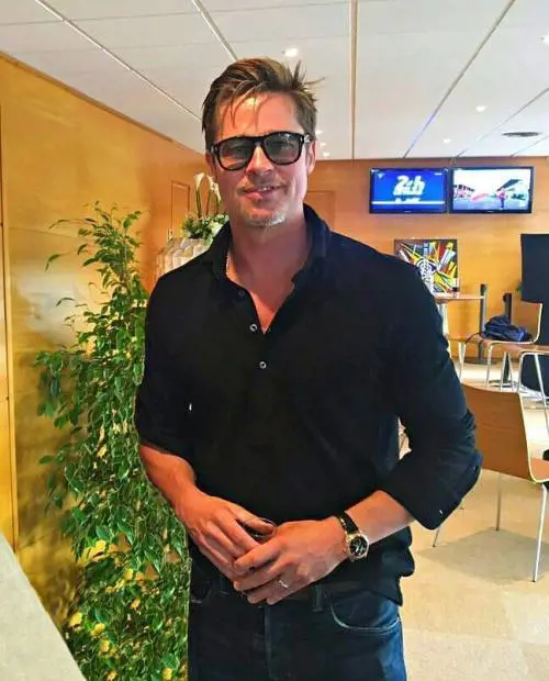Brad Pitt e Johnny Depp insieme, quante cose in comune e scatta l’ironia dei fan su Instagram